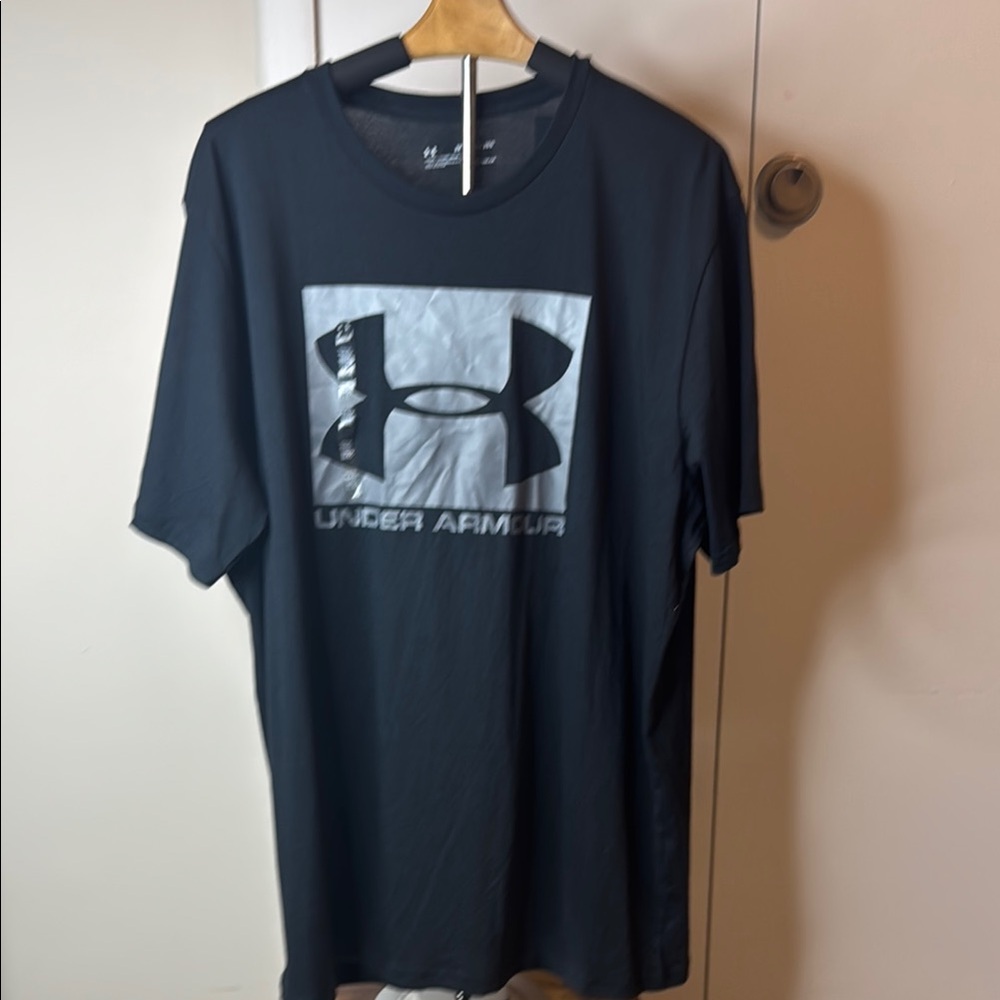 New XXL Blk Under Armor T